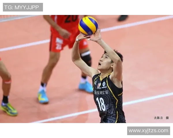 上海篮球队强势领跑联赛积分榜以93分稳居第一位置 上海篮球队强势领跑联赛积分榜以93分稳居第一位置