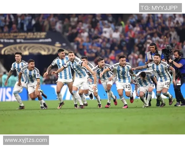 最具个性与魅力的足球明星盘点:他们如何用风格征服球场与球迷 最具个性与魅力的足球明星盘点:他们如何用风格征服球场与球迷